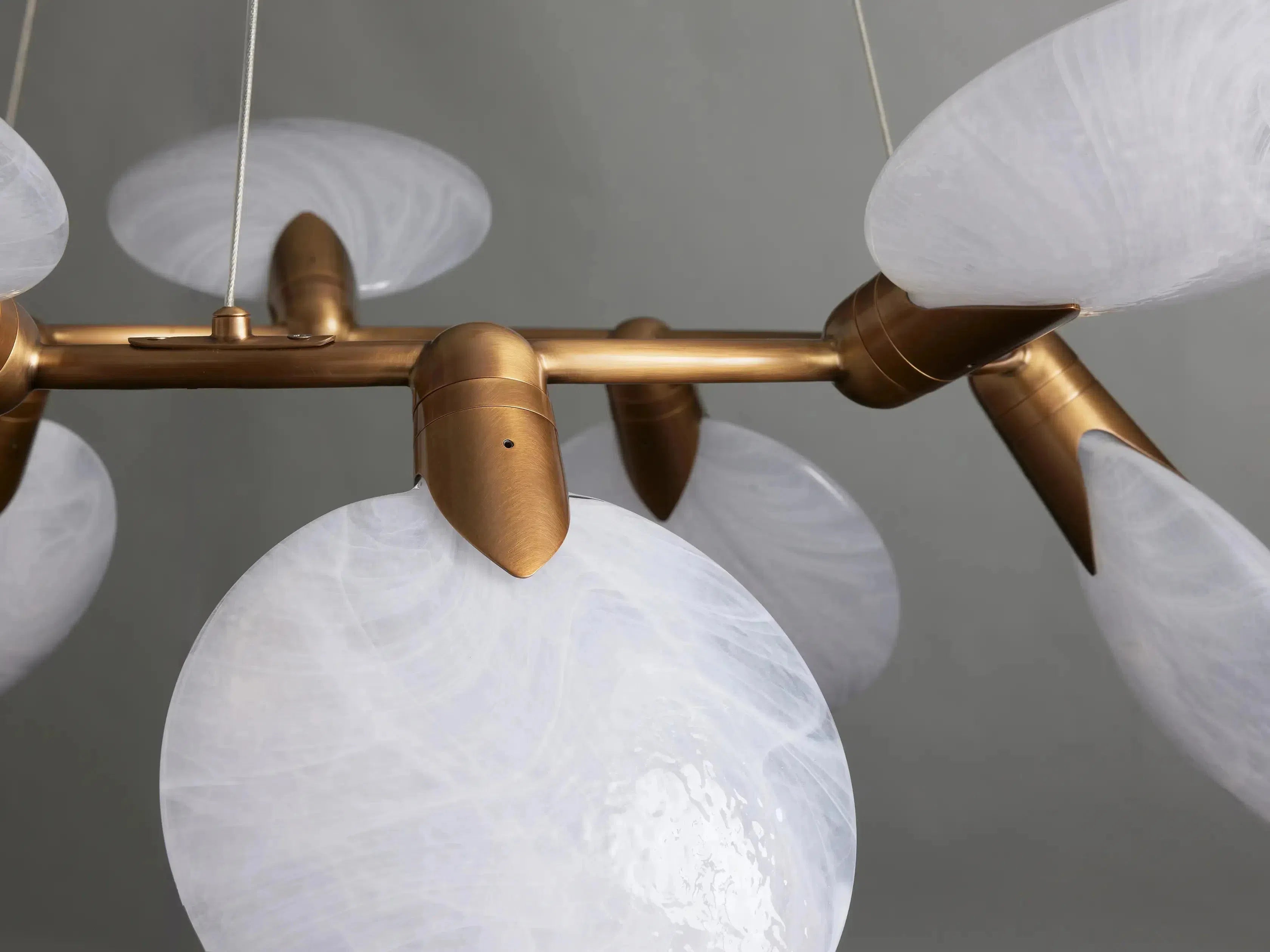Olivia Lamps Lyla Halo Chandelier - Thumbnail 4